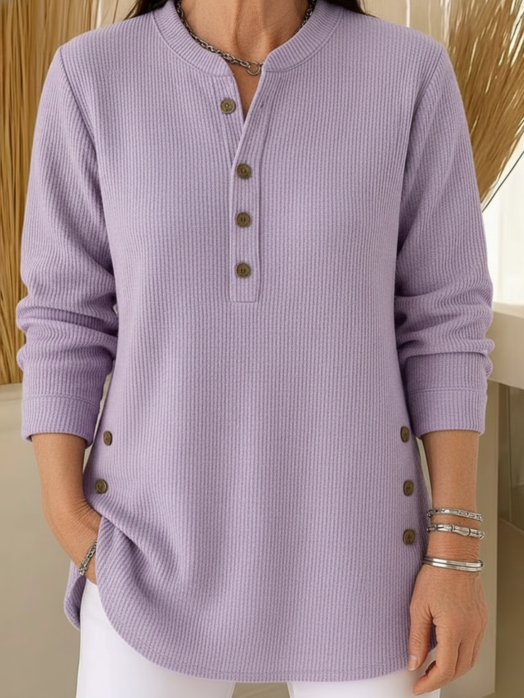 Brenda | Elegant Button-Detail Winter Sweater